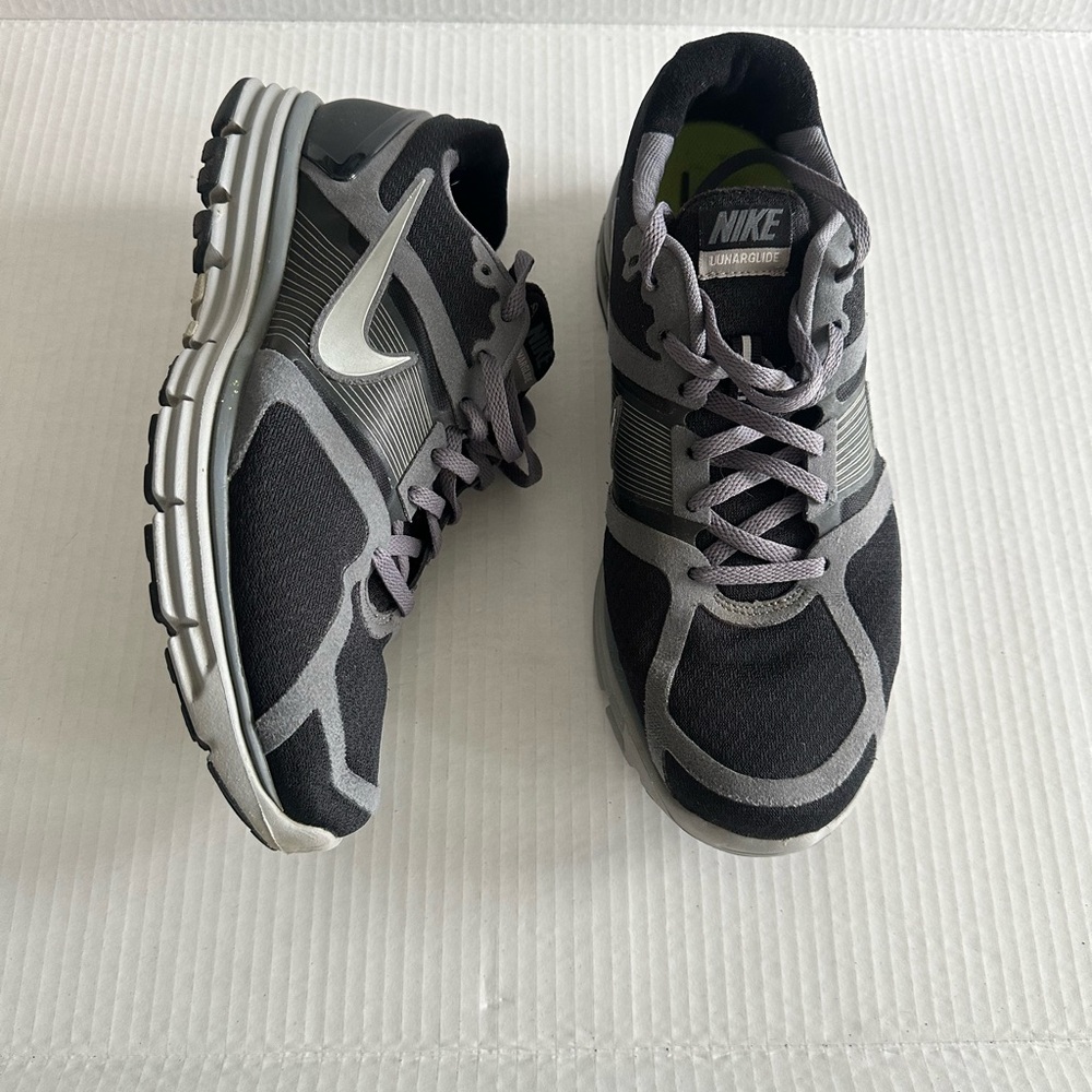 Nike LunarGlide Black and Gray Sneakers